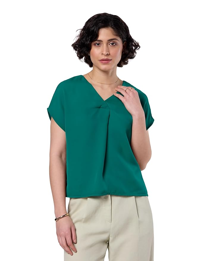 symbol premium women's desk to dinner' relaxed fit crop top (available in plus sizes) symbol premium women's desk to dinner' relaxed fit crop top (available in plus sizes)